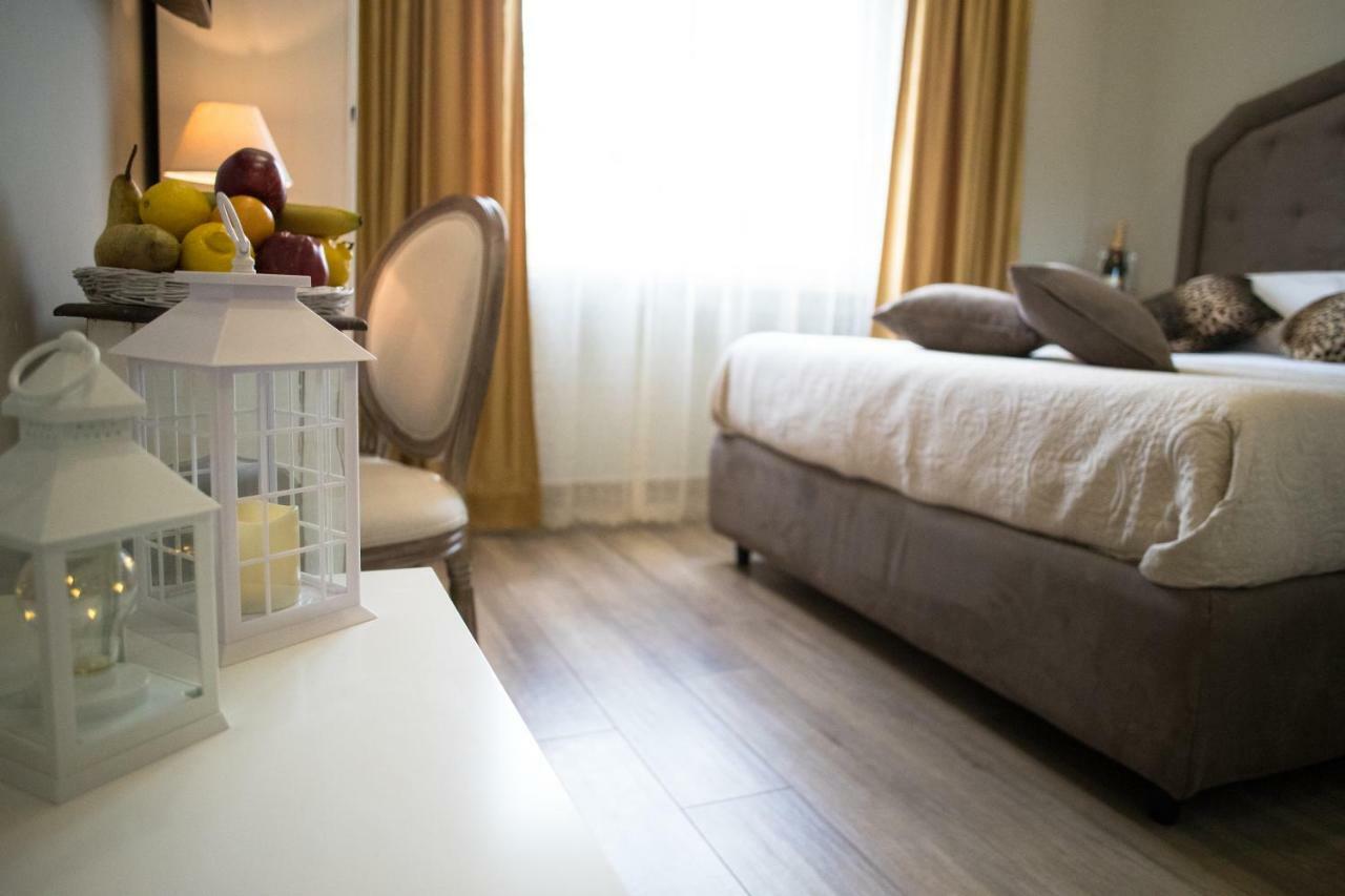 Relais Villa Italia Selcetta ภายนอก รูปภาพ